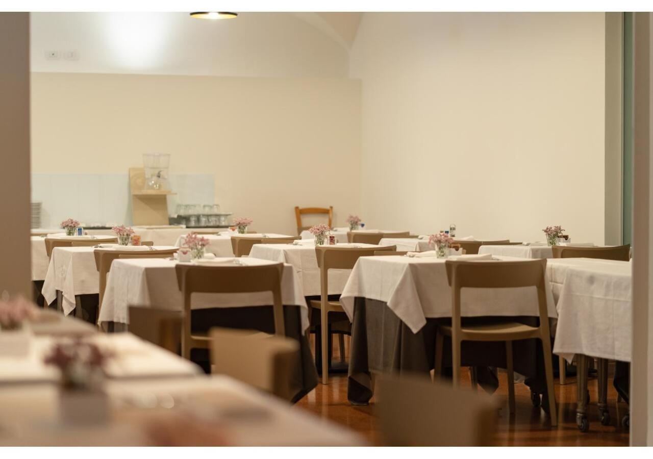 Phi Canalgrande Hotel Módena